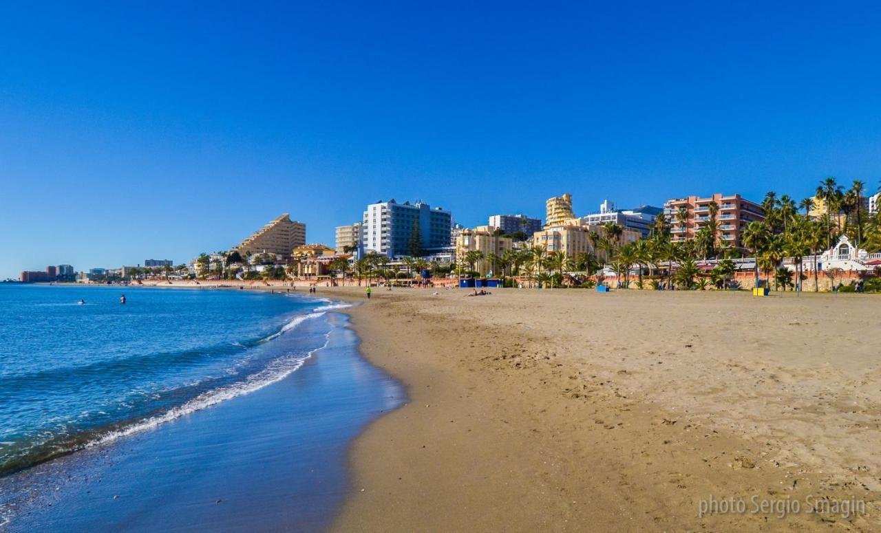 Timon II Apartamentos - A Solo 90 Metros De La Playa - Parking Gratis - Avenida De Las Palmeras Benalmádena Dış mekan fotoğraf