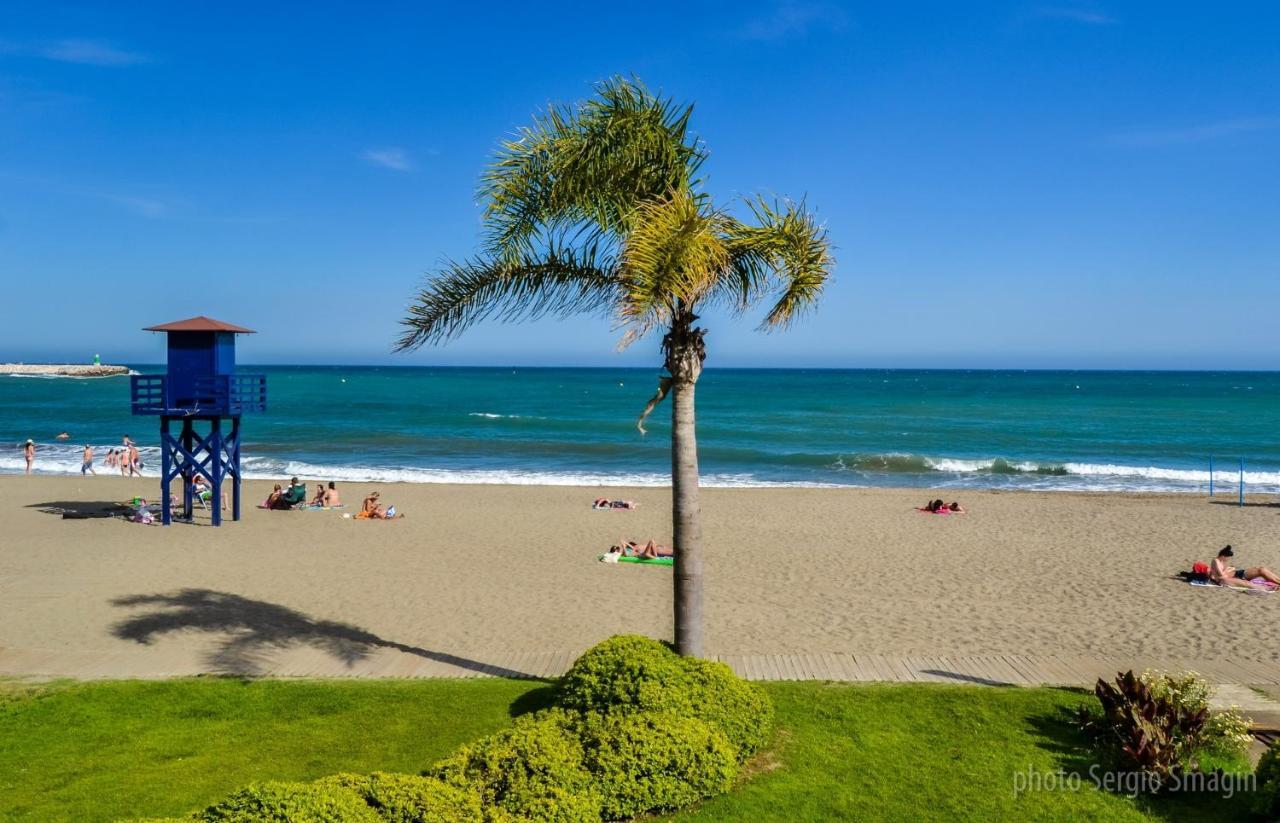 Timon II Apartamentos - A Solo 90 Metros De La Playa - Parking Gratis - Avenida De Las Palmeras Benalmádena Dış mekan fotoğraf